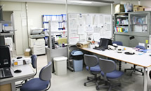 医薬品情報管理室
